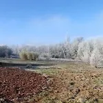 De Hobbit Insolite Proche Futuroscope - Le Coteau Des Fadets Semesterbostad