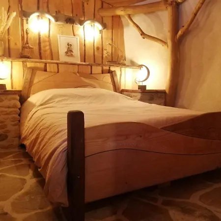 בית נופש De Hobbit Insolite Proche Futuroscope - Le Coteau Des Fadets