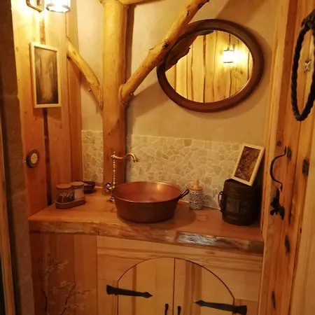 De Hobbit Insolite Proche Futuroscope - Nature&calme Magne (Vienne)