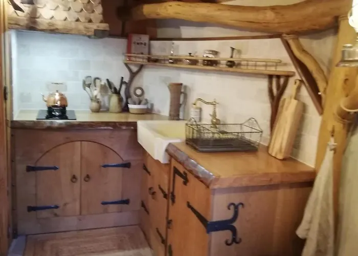 De Hobbit Insolite Proche Futuroscope - Nature & Calme * Magne (Vienne)