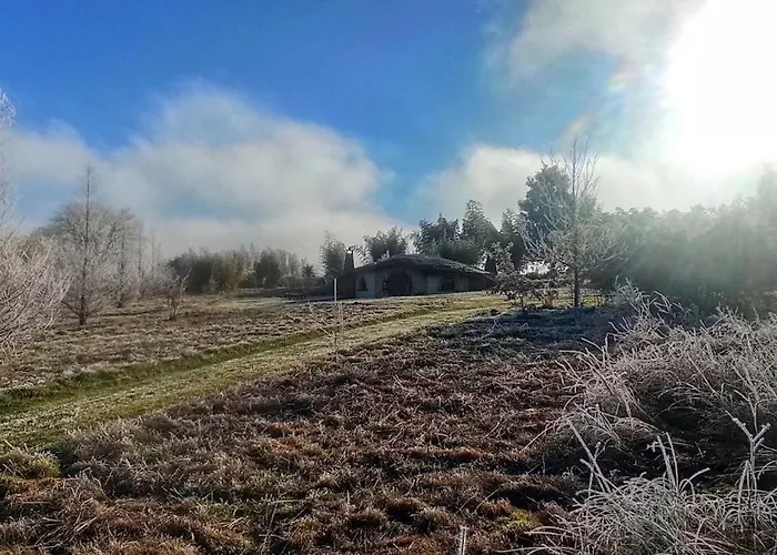 بيت للعطل De Hobbit Insolite Proche Futuroscope - Nature & Calme Magne (Vienne)